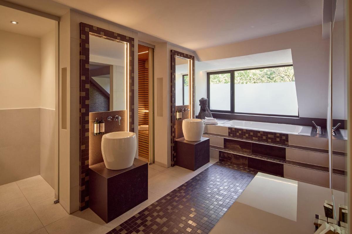 Hotel Moers van der Valk - Housity