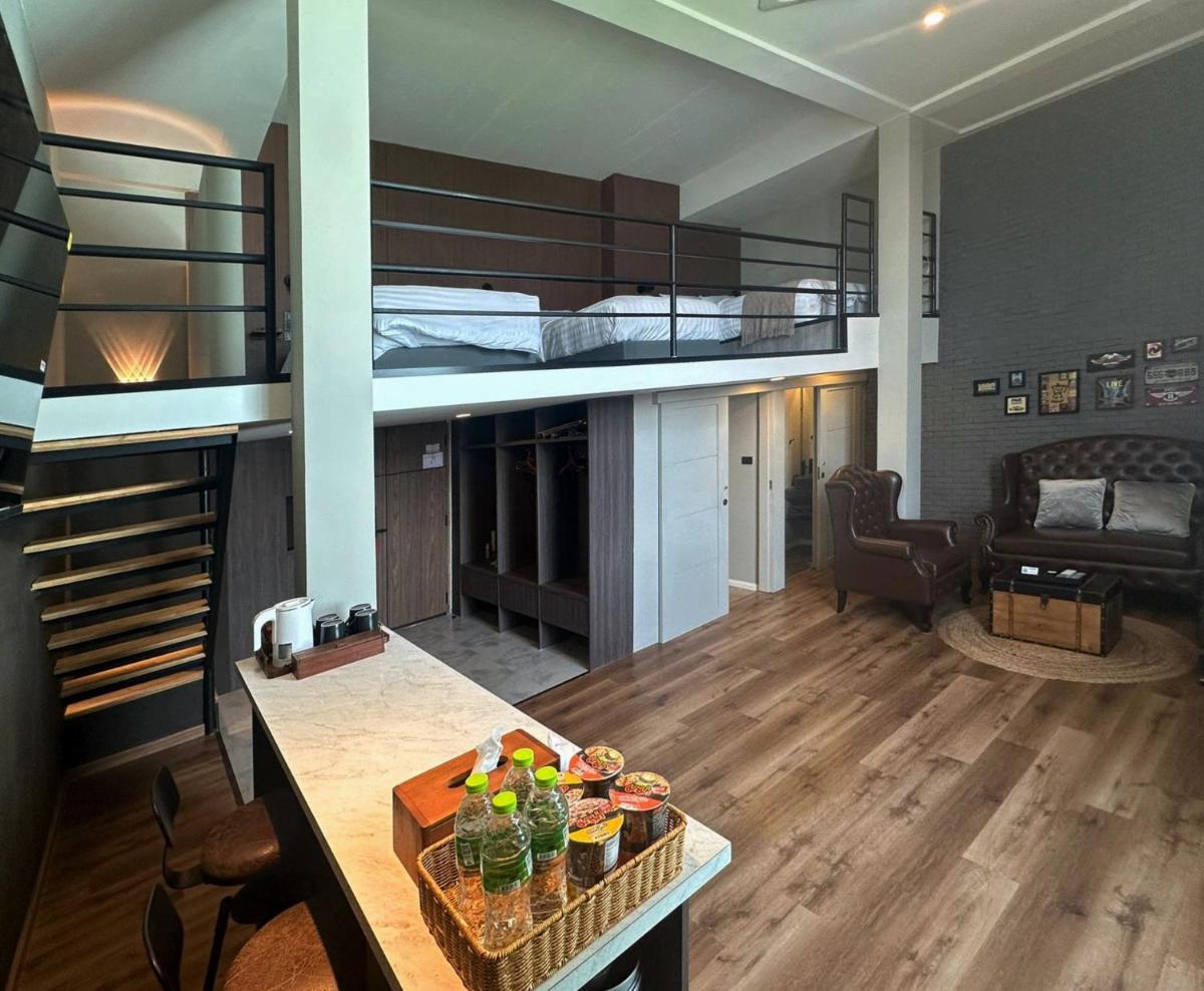 Thai Loft 泰閣 - Housity