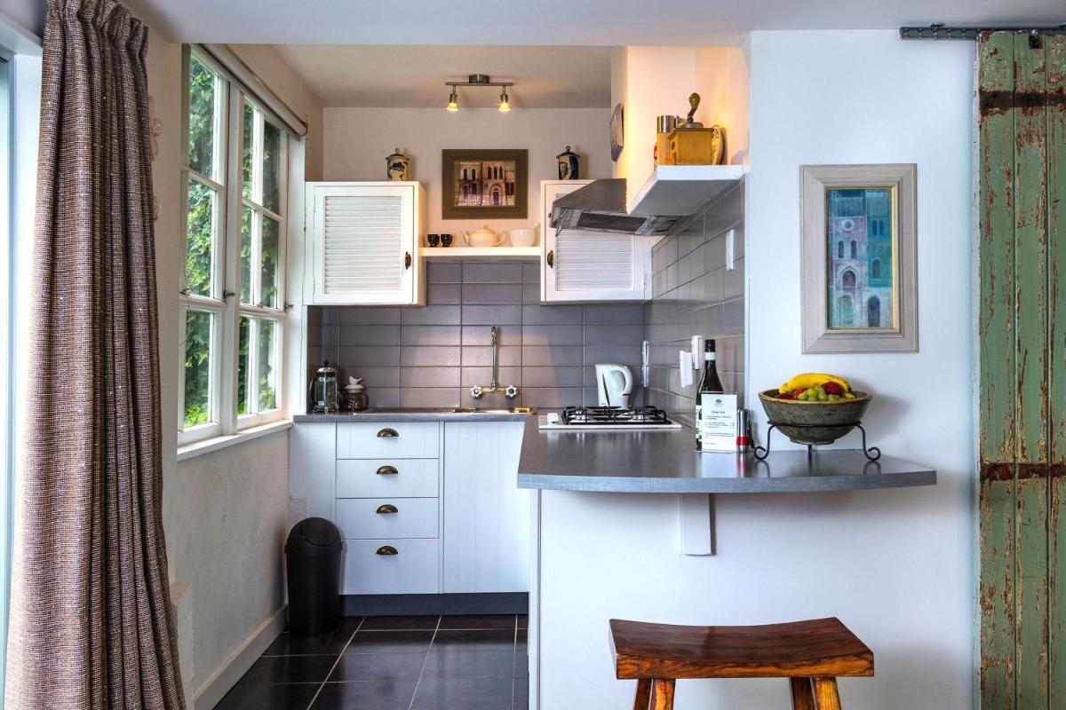 Marlborough B & B - Housity