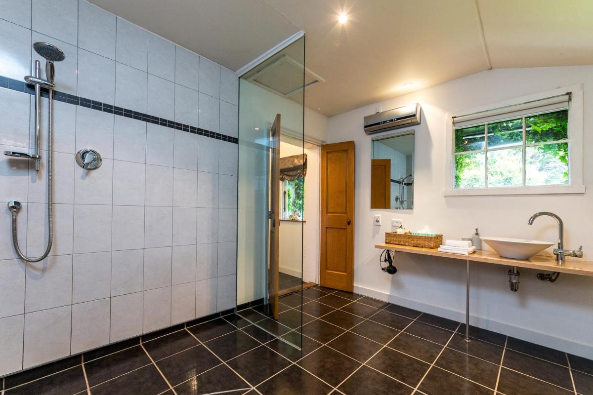 Marlborough B & B - Housity