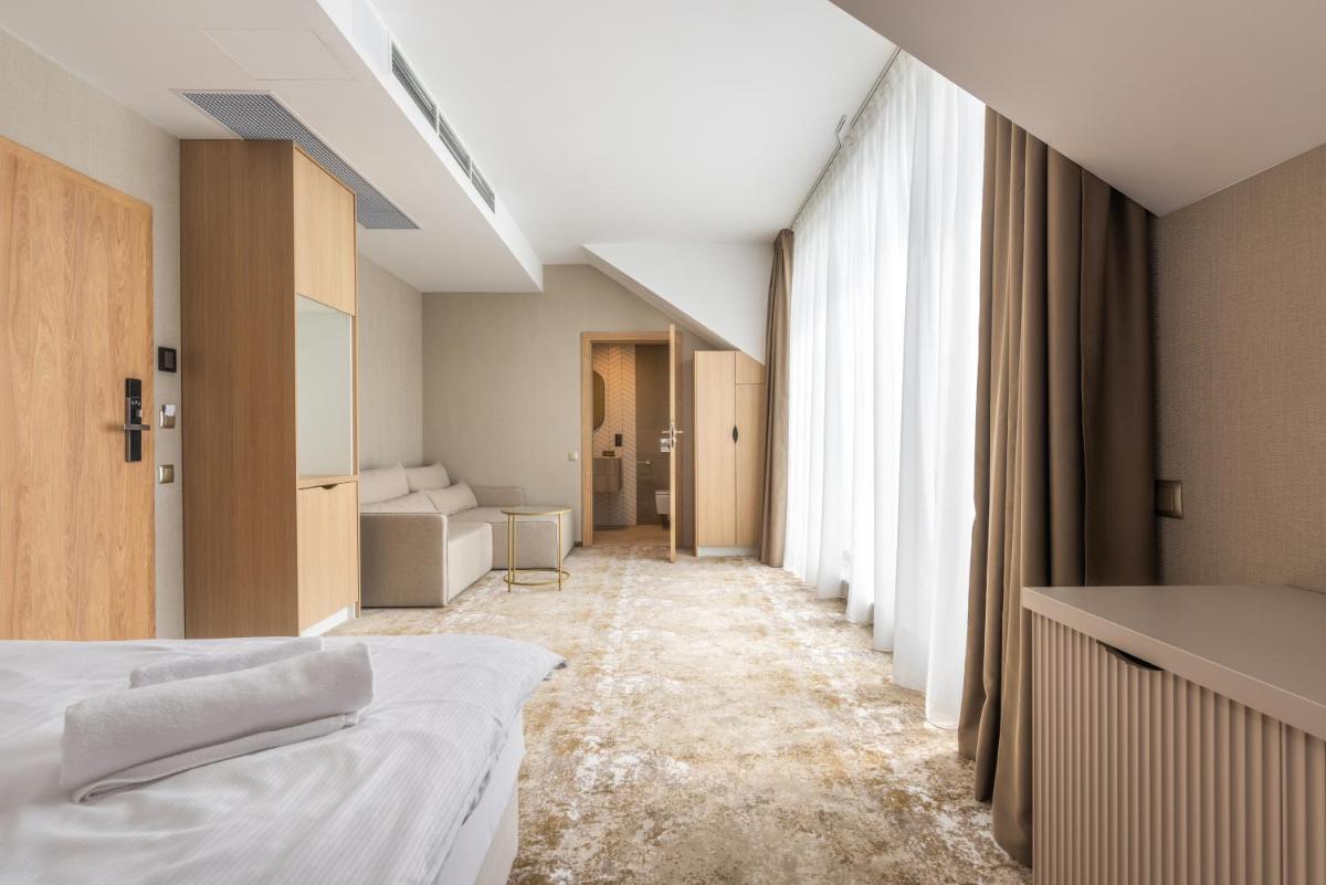 Blue & Green Masurian Hotel - Housity