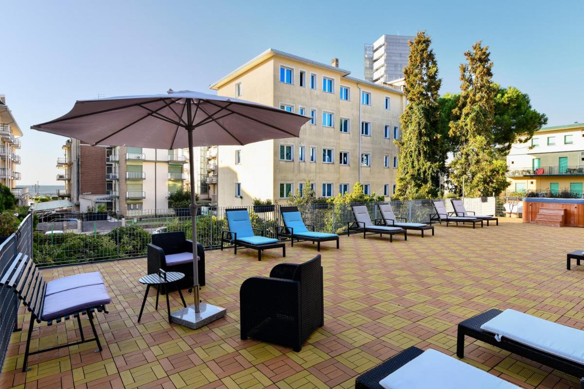 Blumarin - Housity