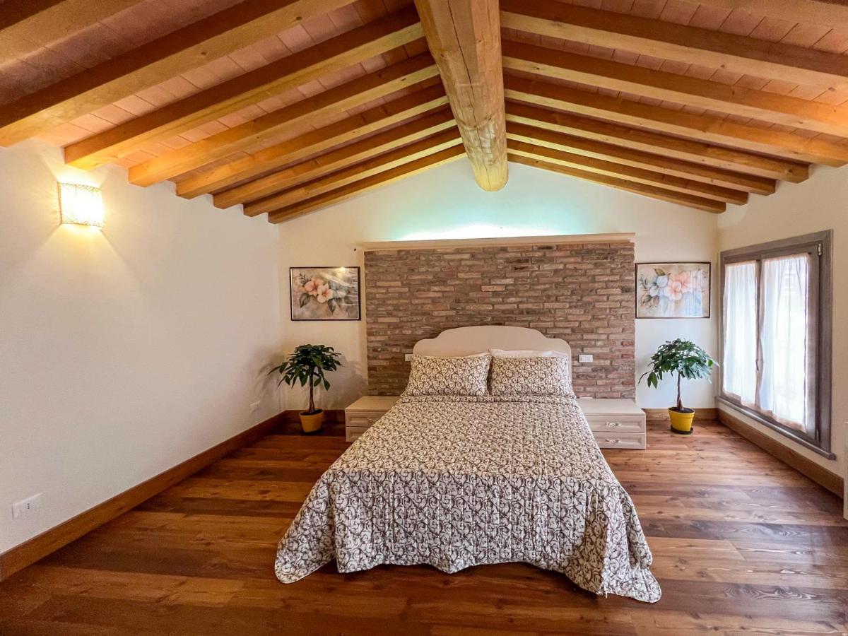 Le 4 Camere - Housity