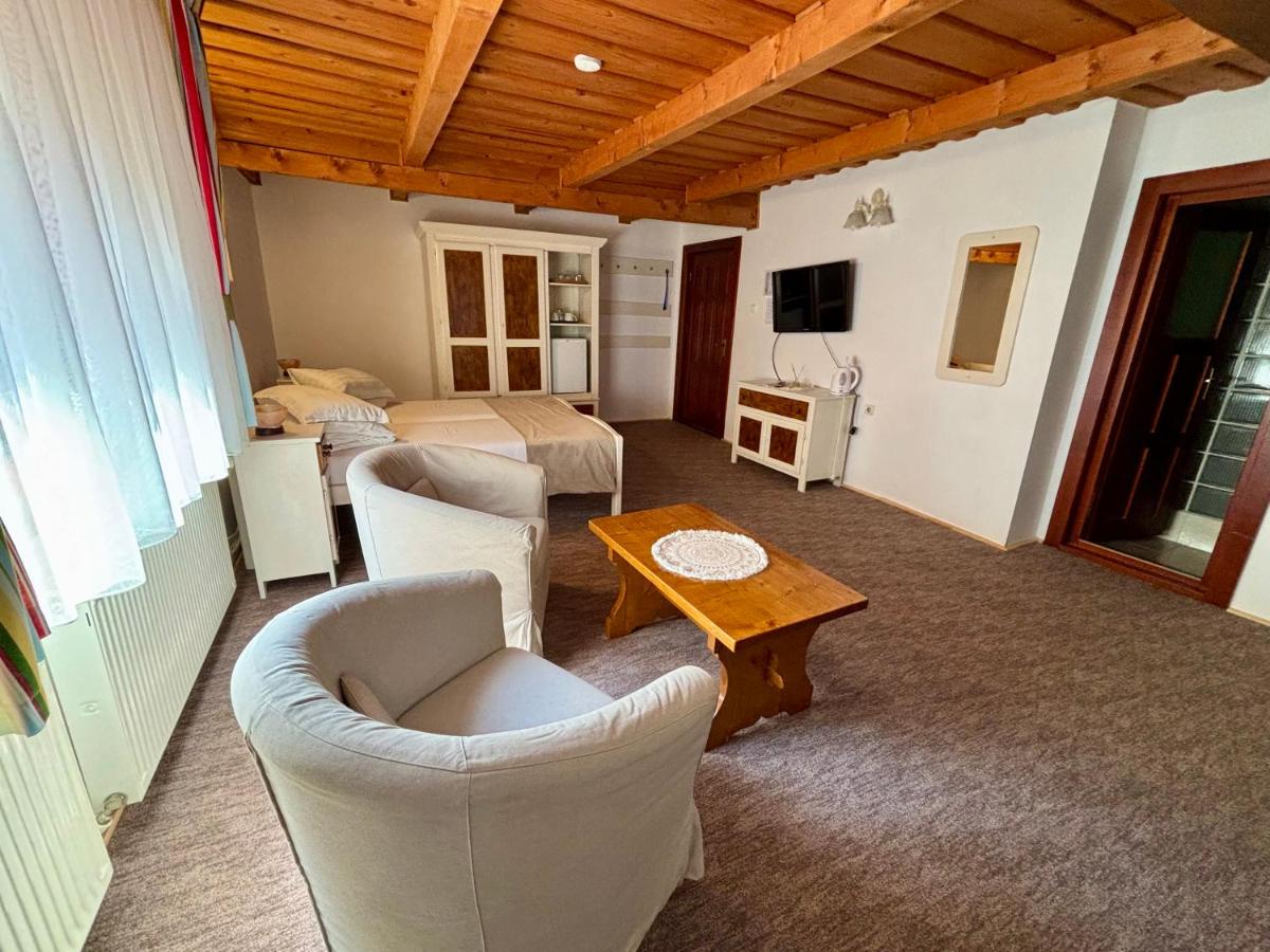 Székely Fogadó - Hanul Secuiesc - Housity