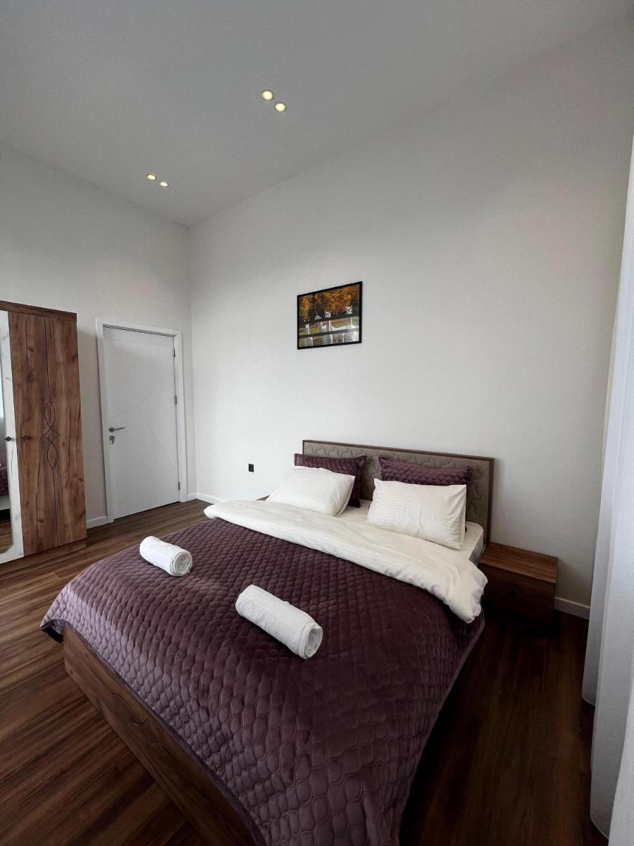 White Harmony House - Housity
