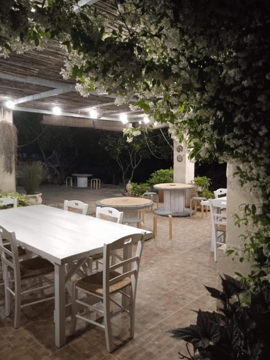B&B Le Carrube - Housity
