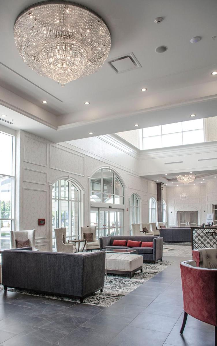 The Delavan Hotel - Housity