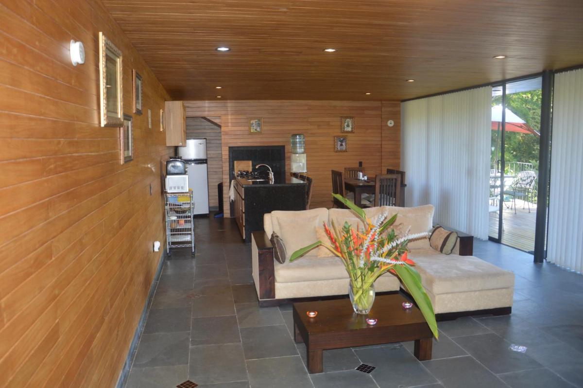 Cabañas el Retorno - Housity