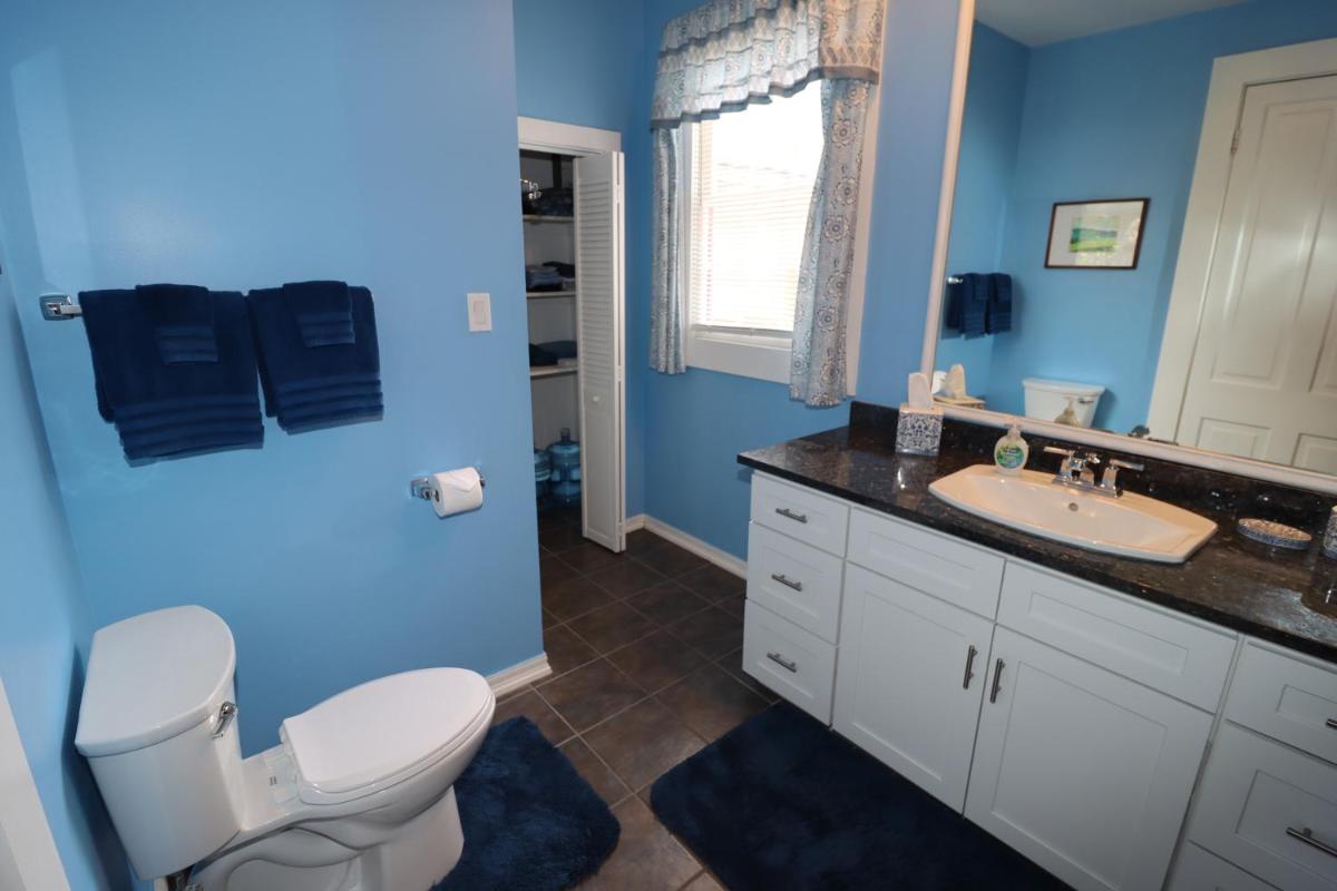 R&B Bed and Breakfast - Award Winning - Housity