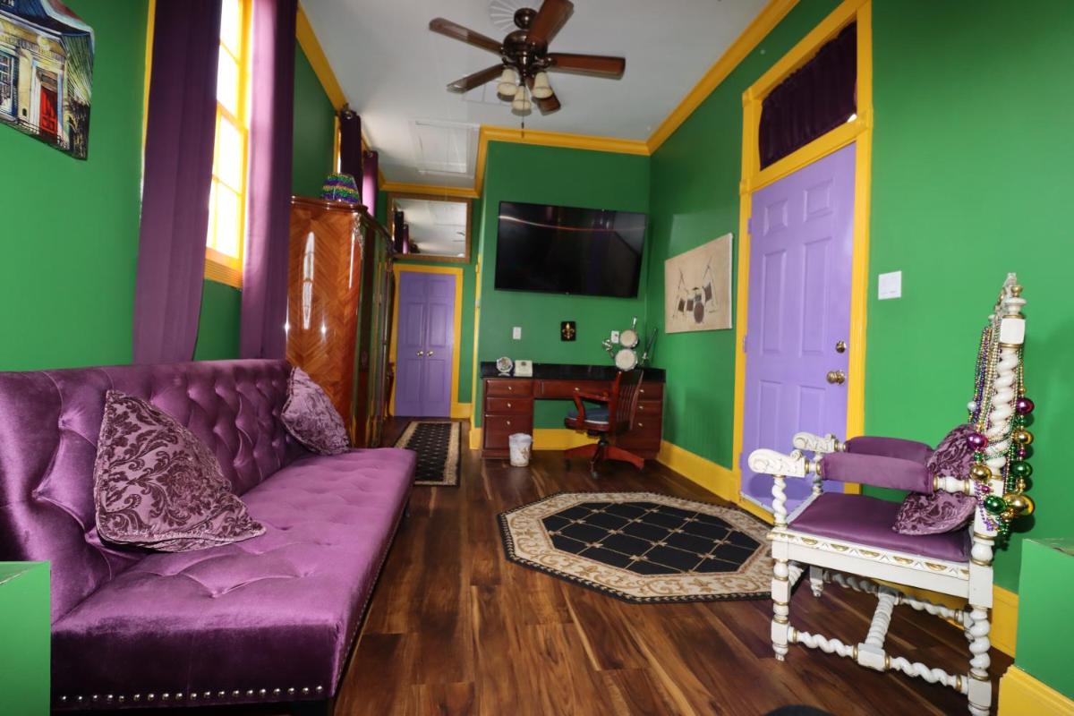 R&B Bed and Breakfast - Award Winning - Housity