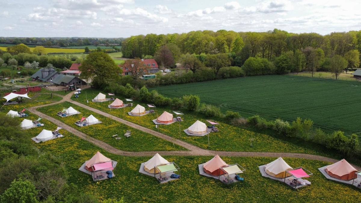 Zelt-Lodges Hof Viehbrook - Housity