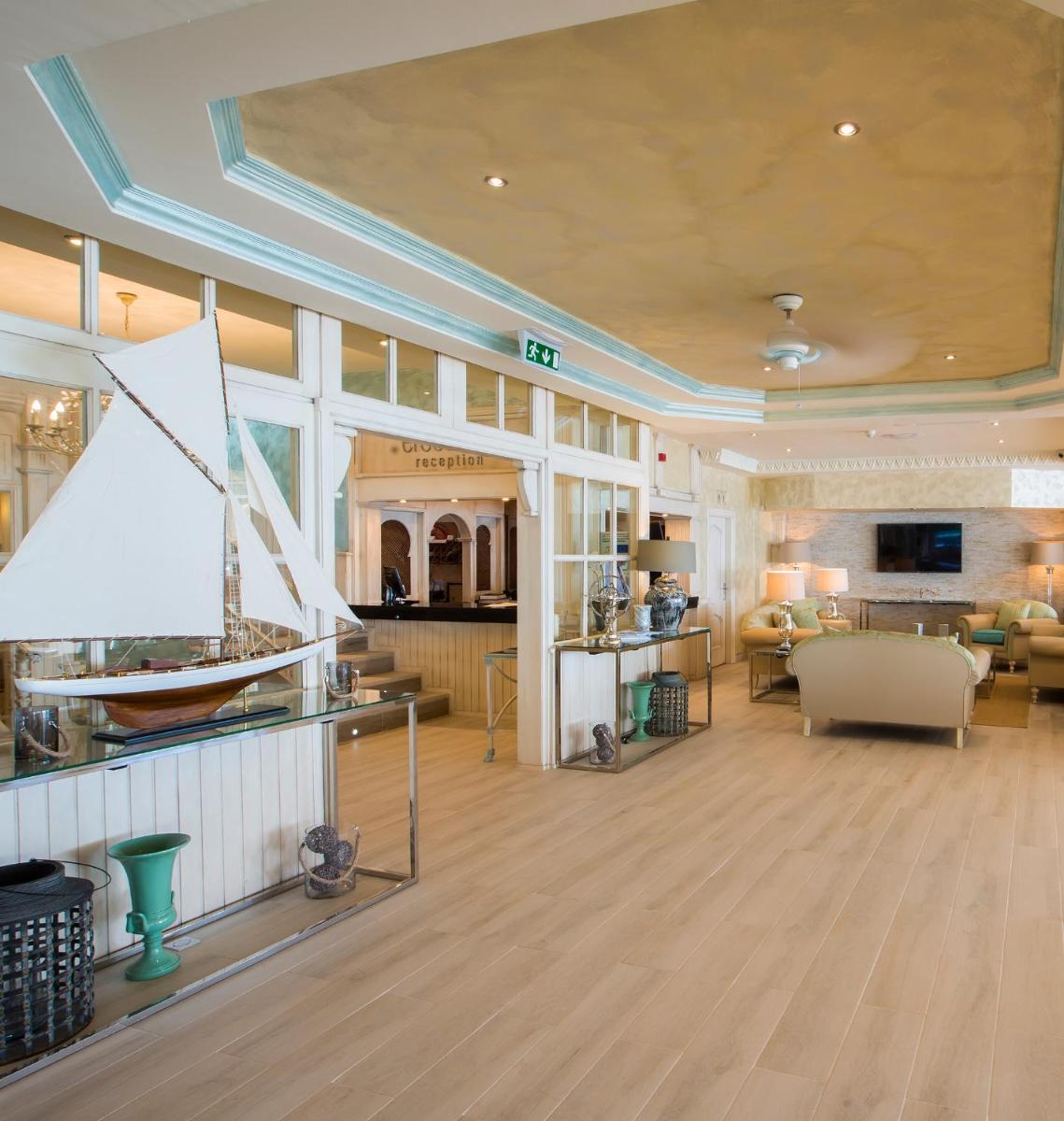 Zona de estar de El Oceano Beach Hotel Adults only recommended