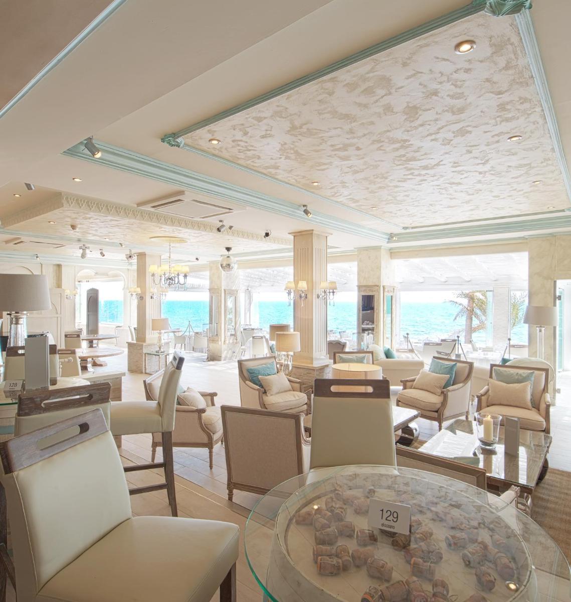 Zona de estar de El Oceano Beach Hotel Adults only recommended