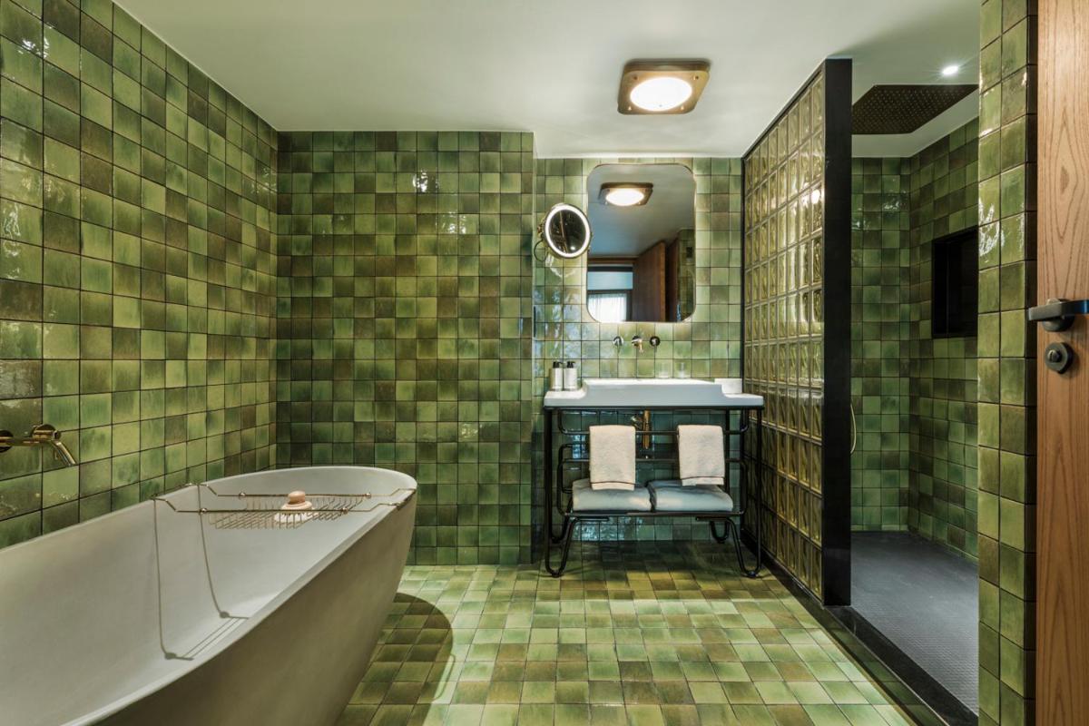 Salle de bains dans l'établissement La Fondation