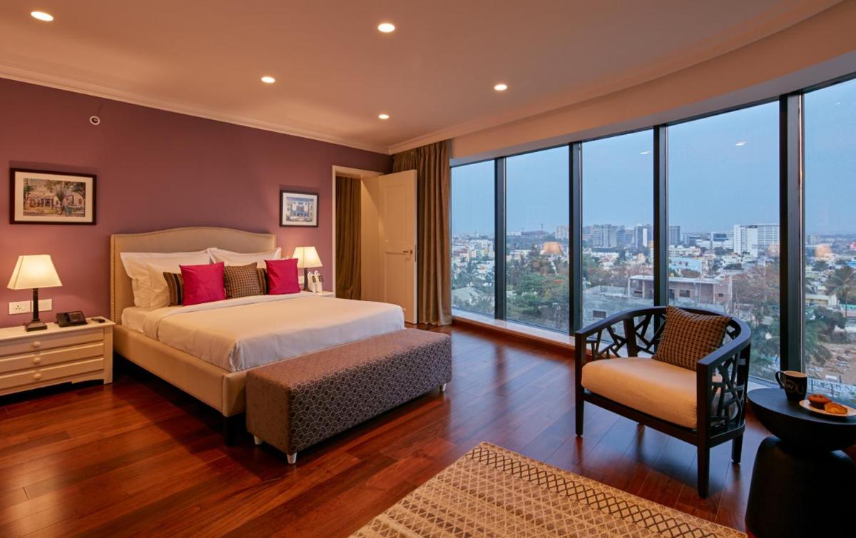 The Waverly Hotel & Residences - Housity
