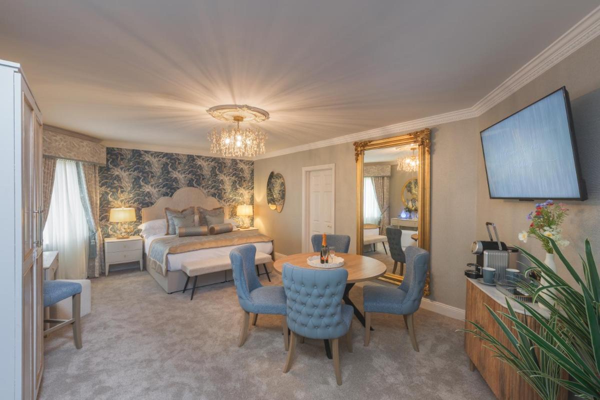 Castle Arch Hotel - Housity