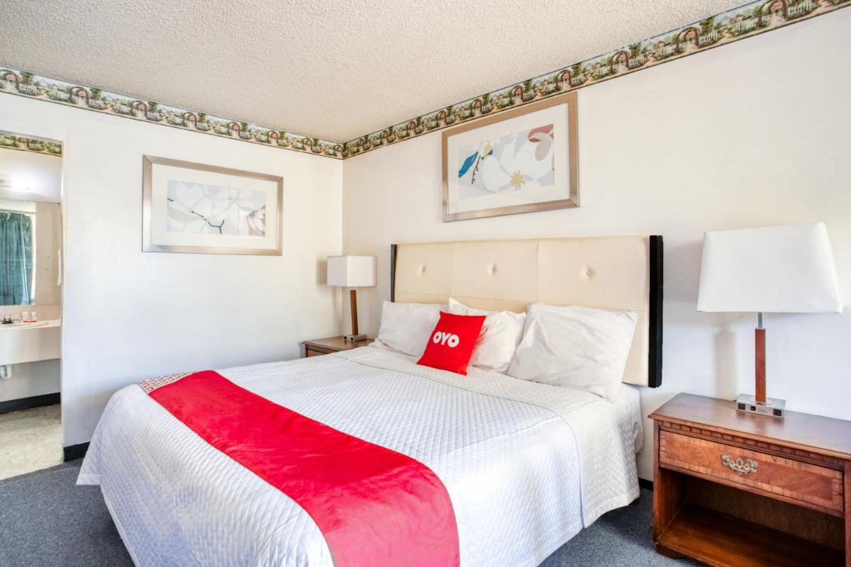 Travelers Inn By OYO, Templeton VA - Housity