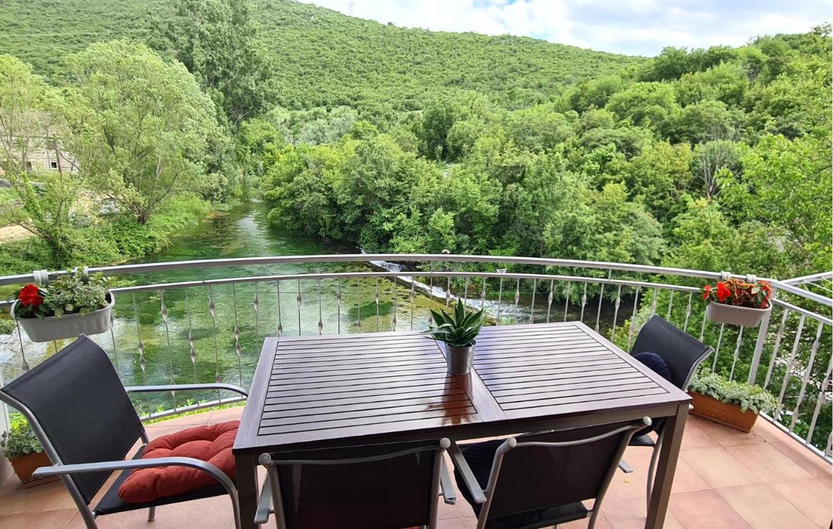 Holiday Home Grab I - Housity