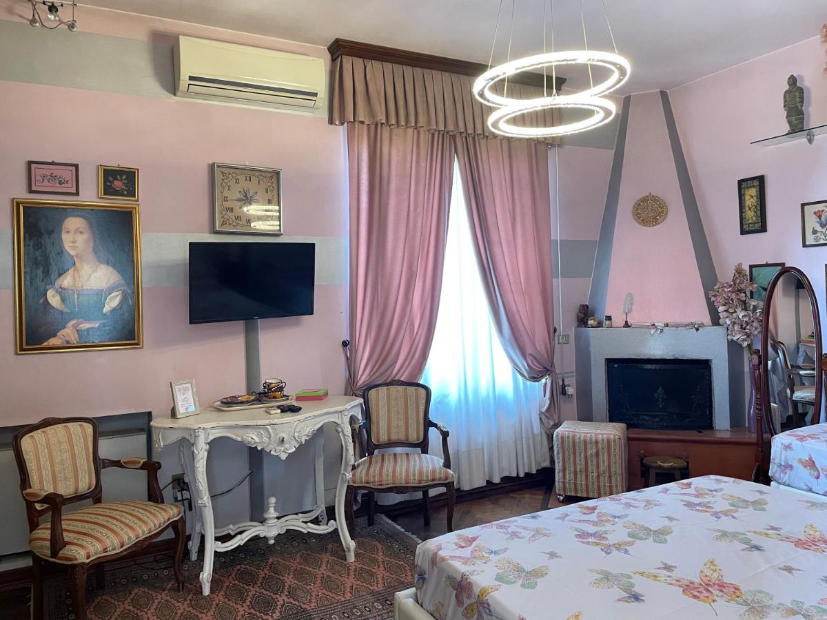 B&B Les Fleurettes - Housity