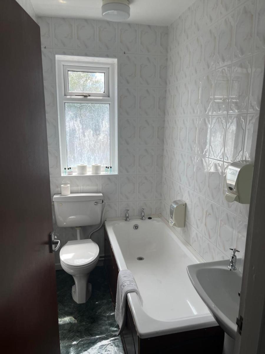 Moorville Hall Hotel - Housity