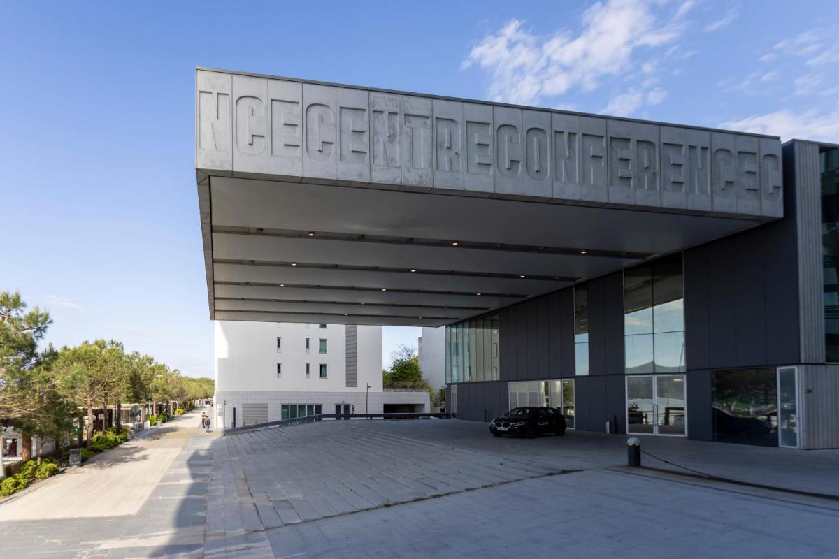Imagem da galeria de Troia Design Hotel em Tróia