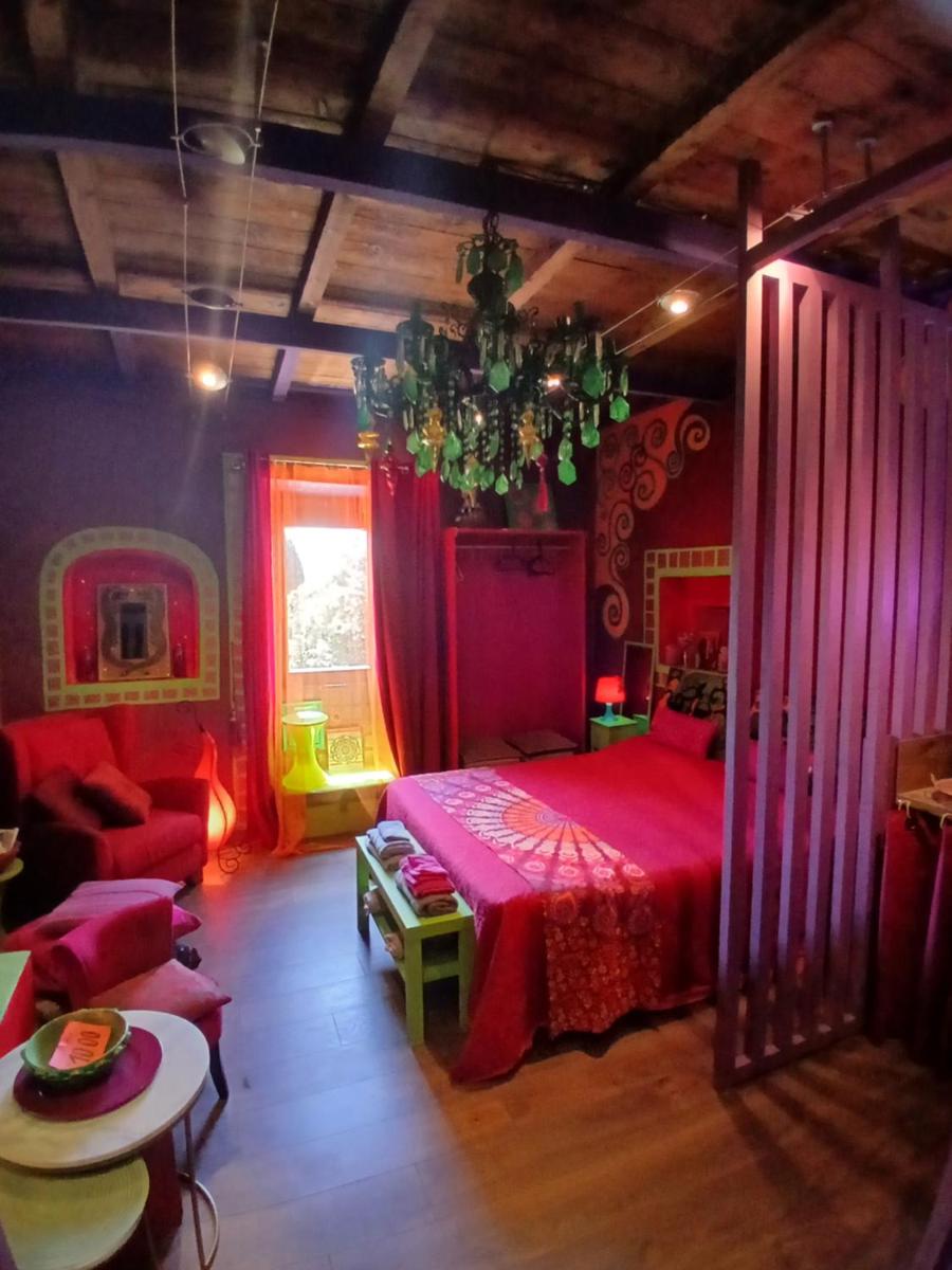 Suite d'Artista Calcata - Housity
