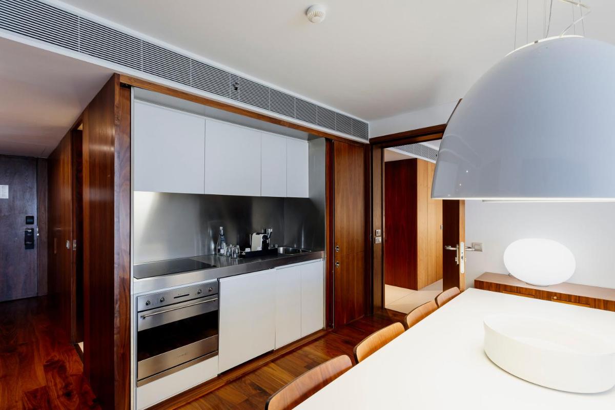 A cozinha ou kitchenette de Troia Design Hotel