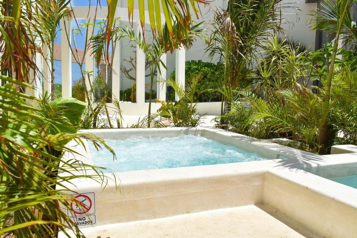 Hotel NYX Cancun - Hizvo