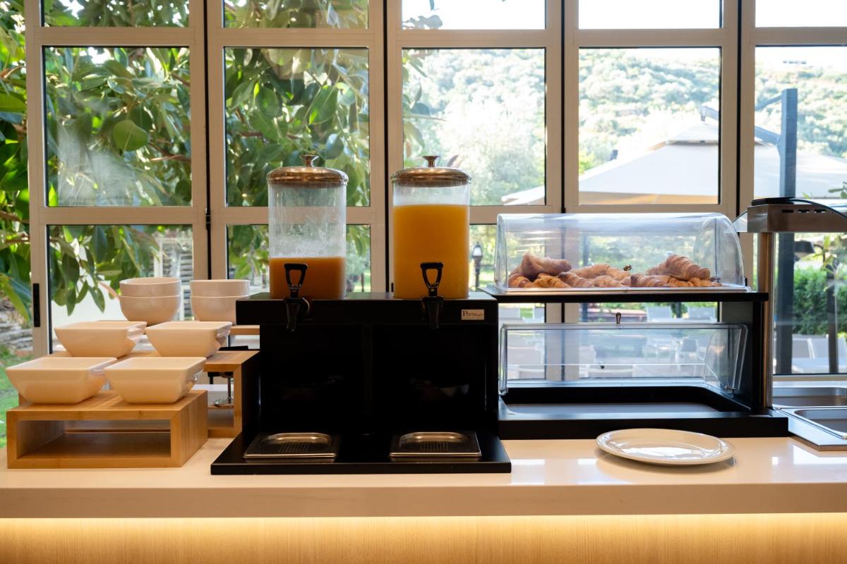 Nia Boutique Hotel by Rapo's Resort - Housity
