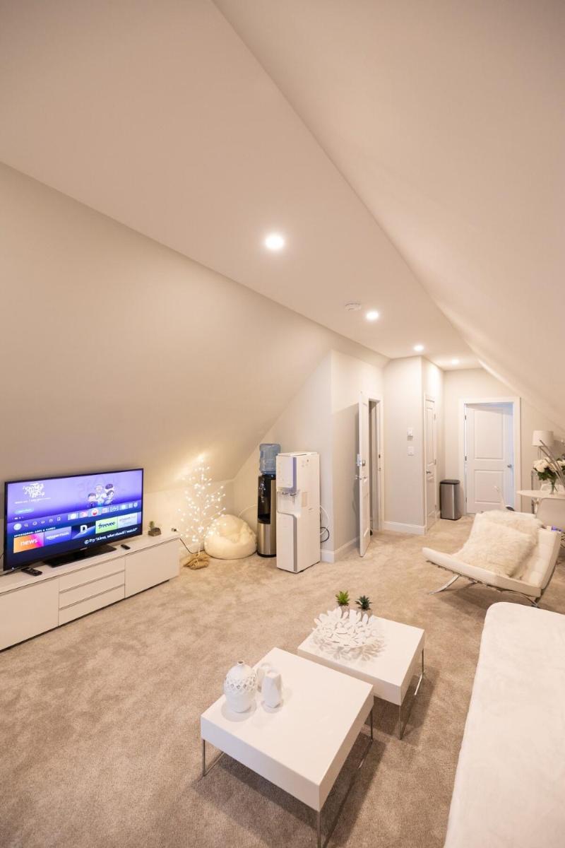 Bayonne Bay Inn - Housity