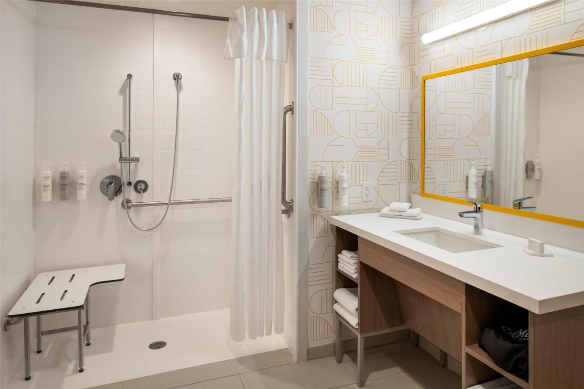 Home2 Suites By Hilton Woodland Sacramento - Housity