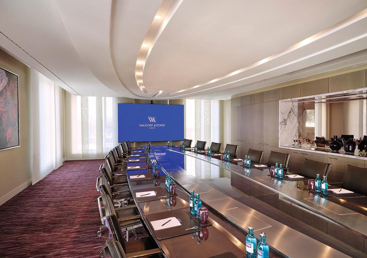 Der Geschäftsbereich oder Konferenzraum in der Unterkunft Waldorf Astoria Berlin
