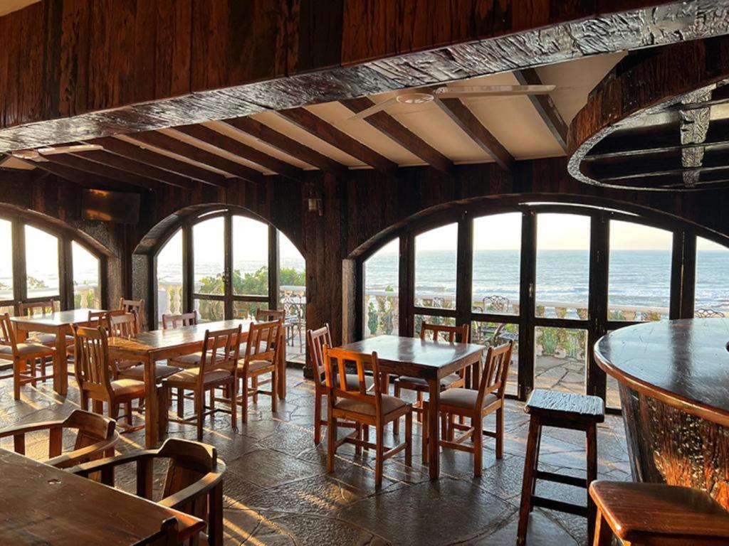 Gracelands Beach Lodge - Housity