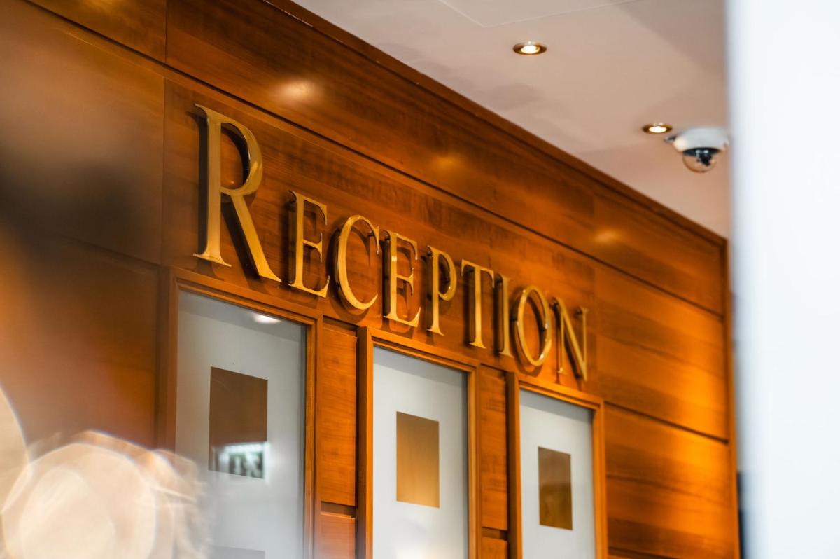 Lobby/Rezeption in der Unterkunft Grand Hotel Binz