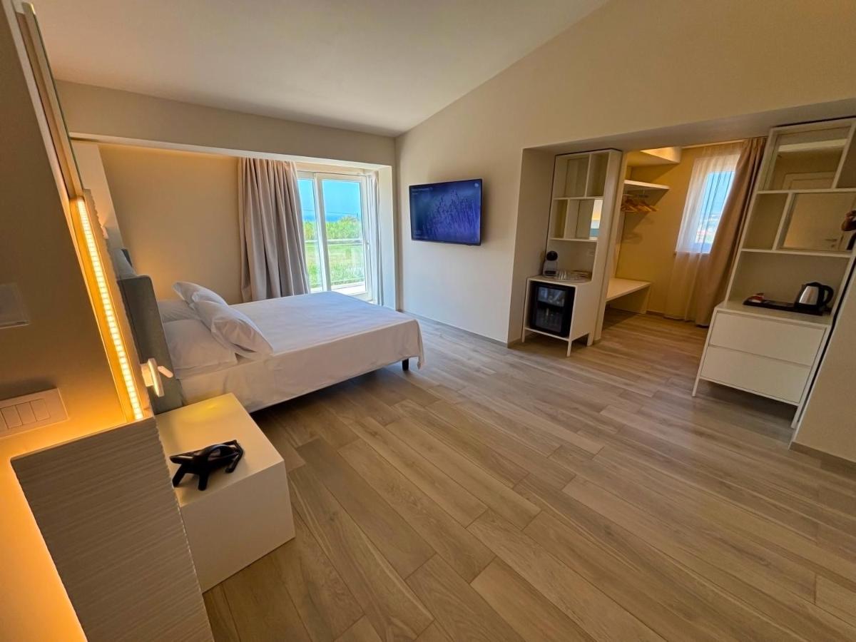 Capovaticano Luxury Rooms - Housity