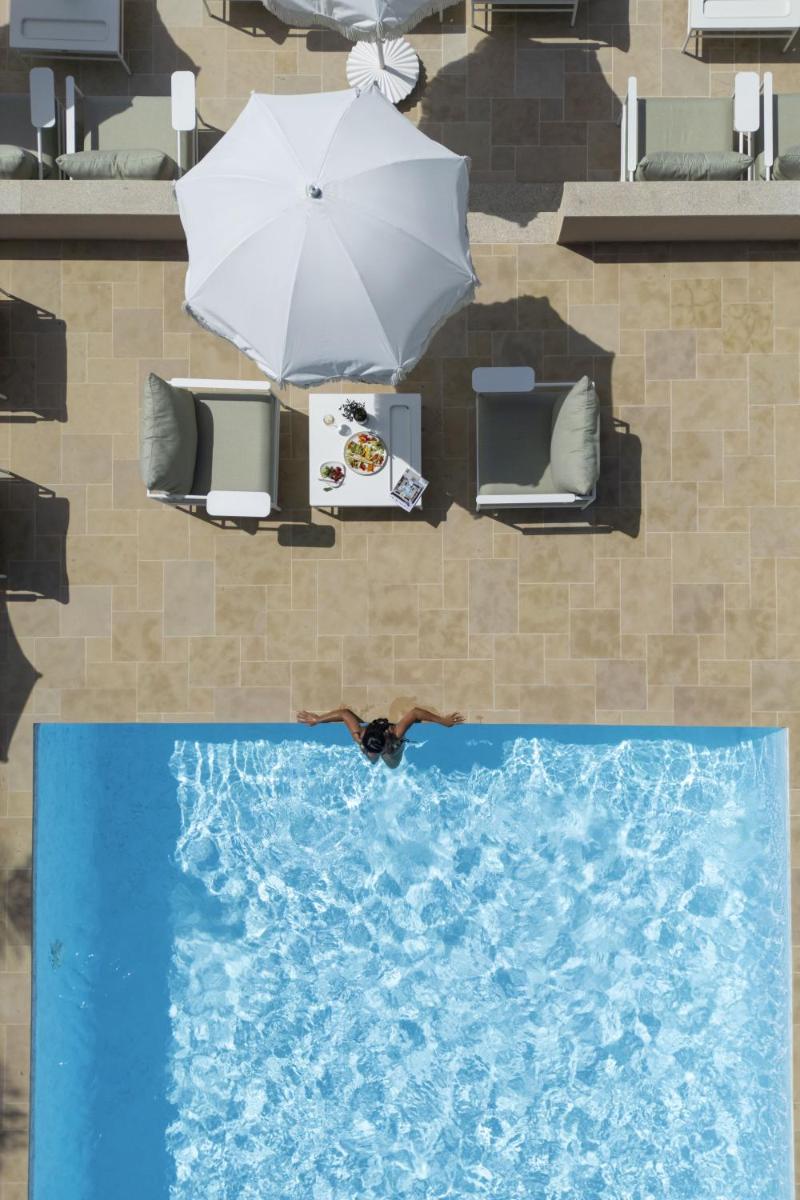 Piscine de l'établissement Résidence Omigna ou située à proximité