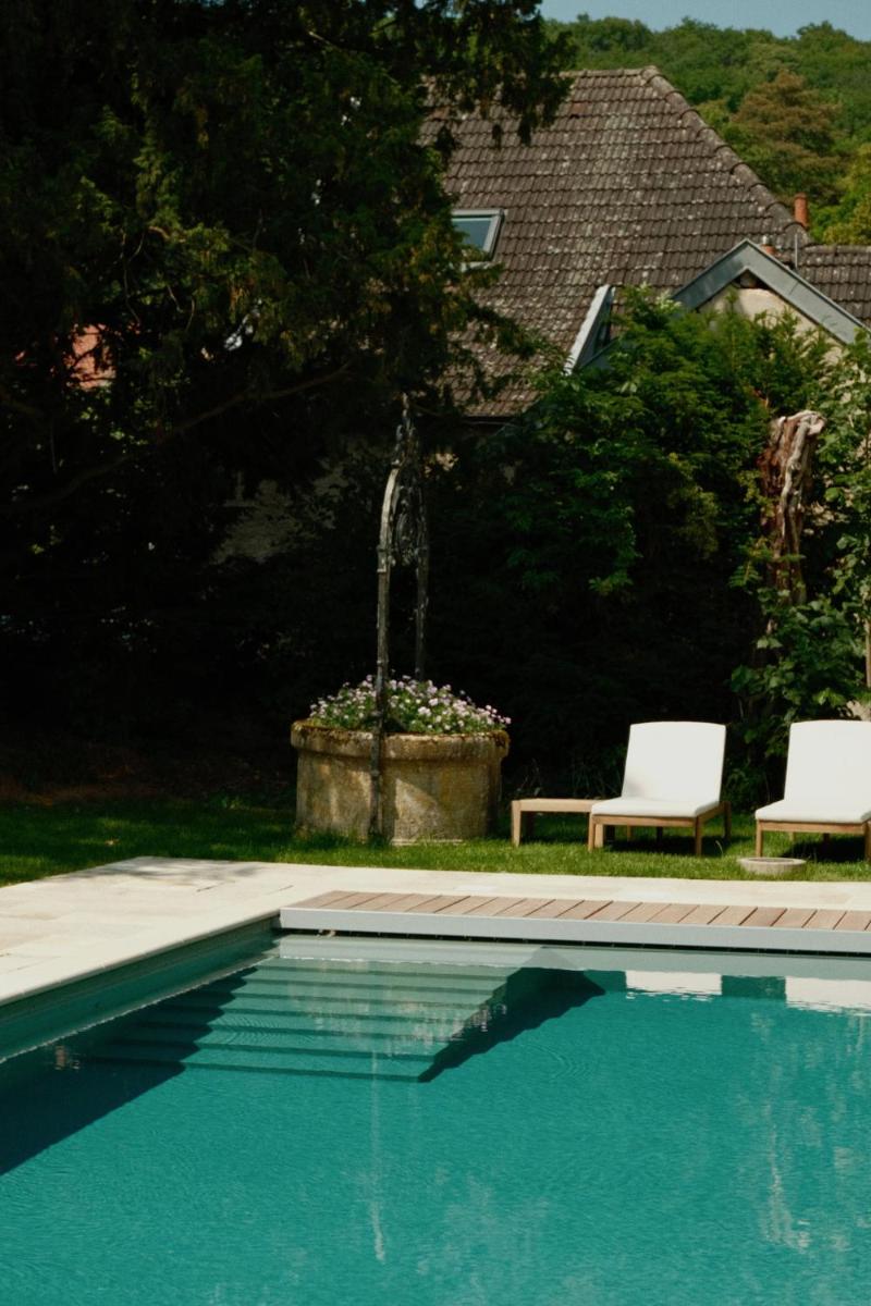 Piscine de l'établissement Bellevigne Bourgogne ou située à proximité