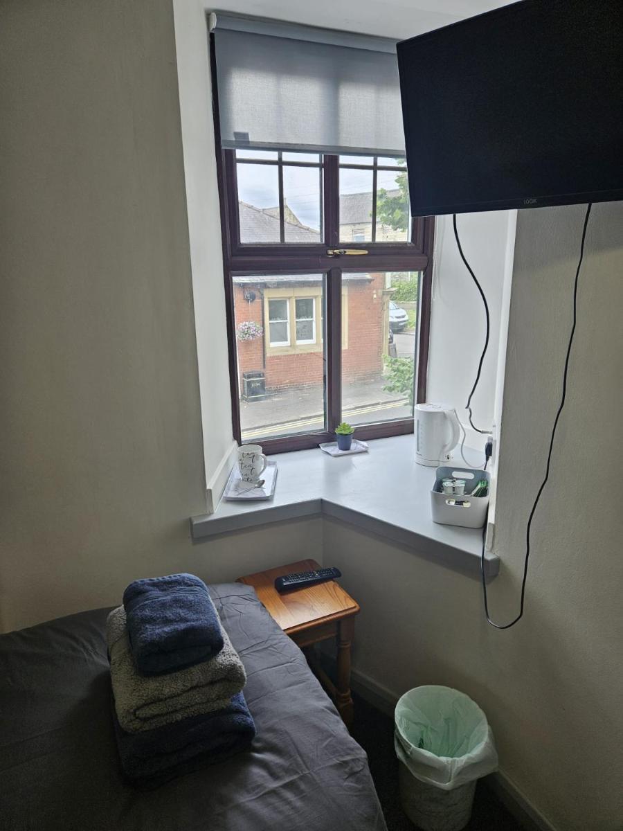 Black Bull - Housity