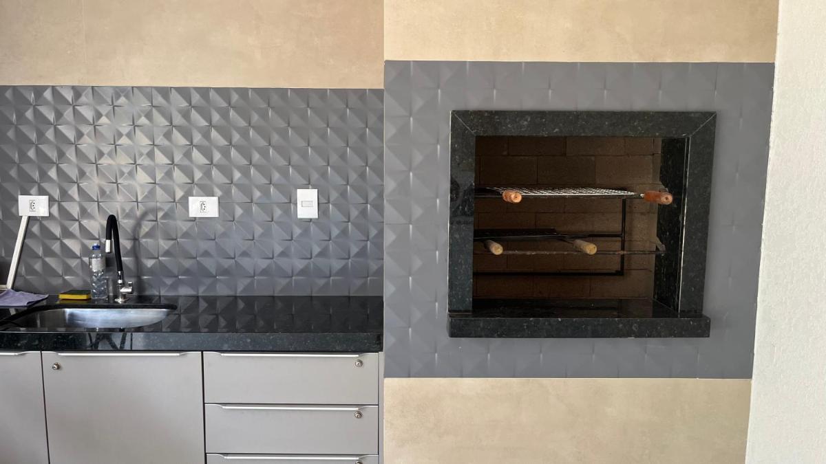 Apartamento Suíte Família Completo na Vila A - Housity