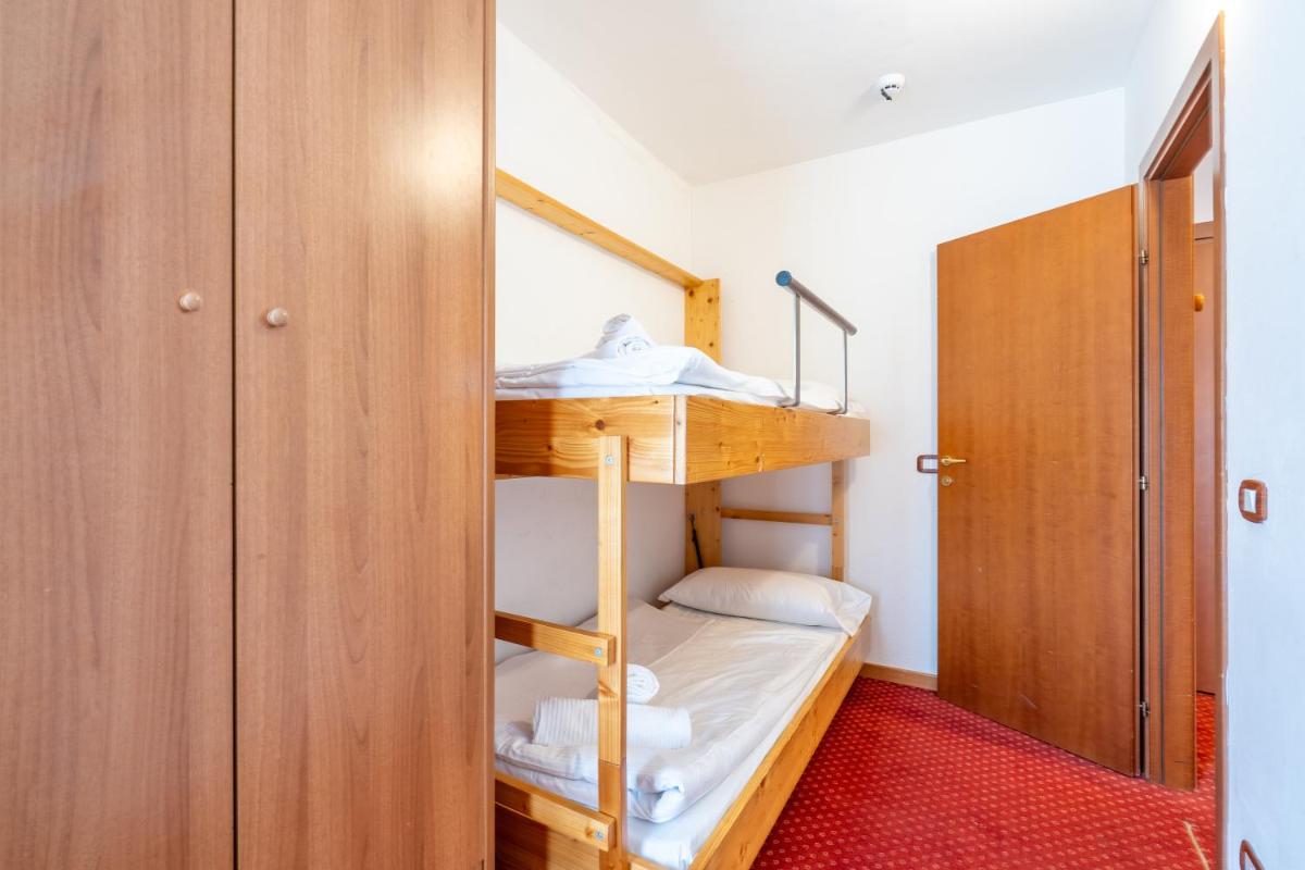 Hotel Polsa - Housity