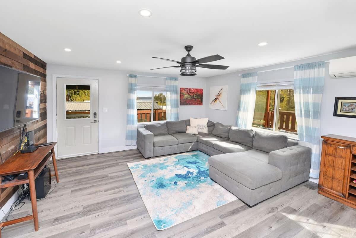 Dragonfly Cottage - Housity