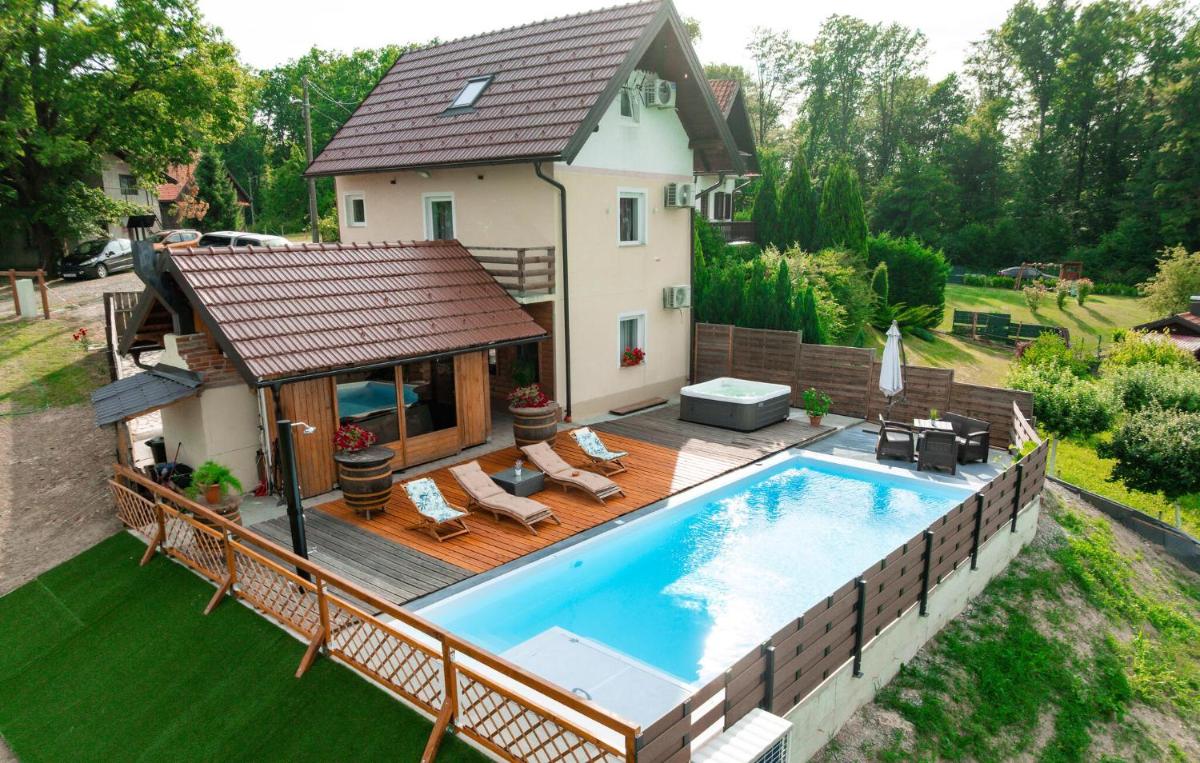 Amazing Home In Siljakovina With Sauna - Housity