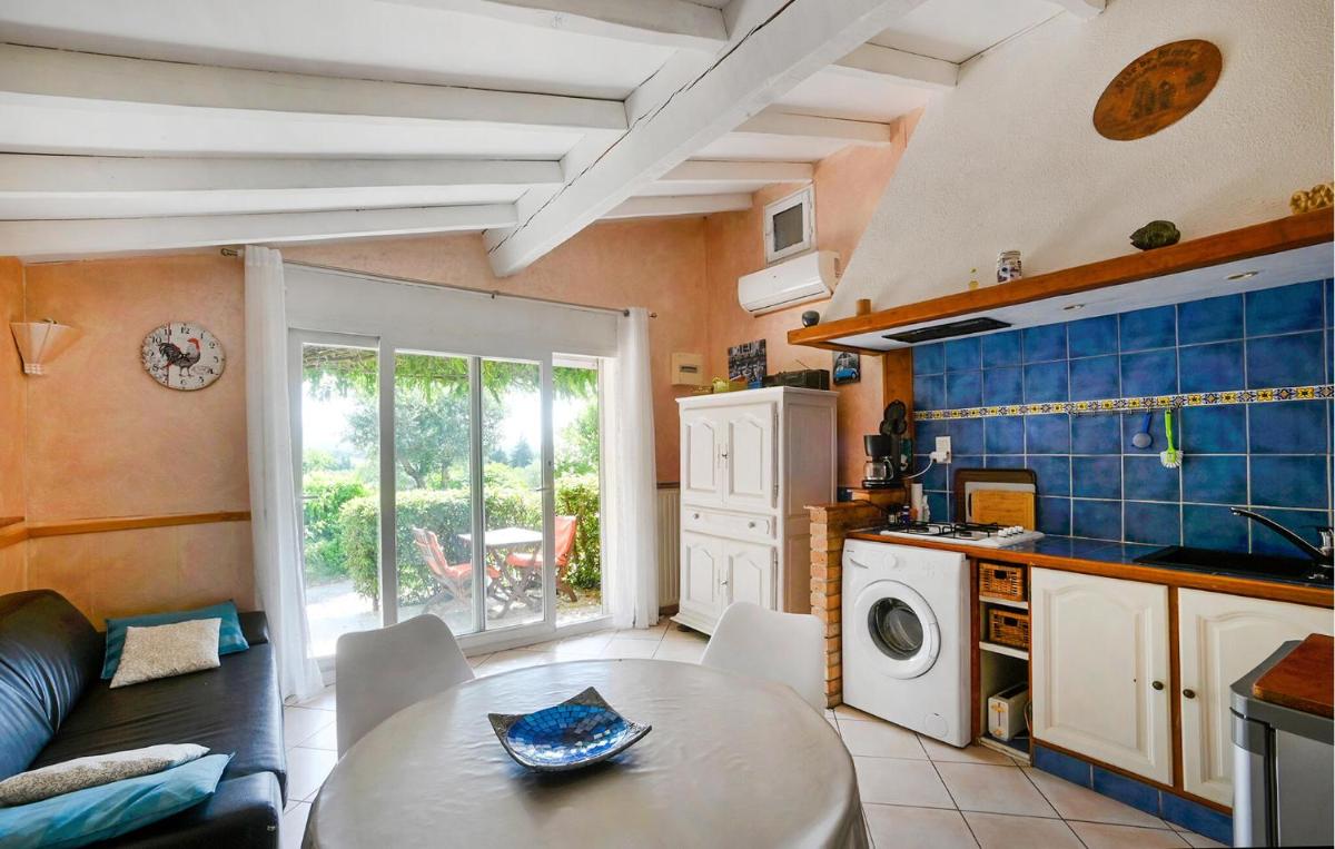 Nice Home In Sarrians With Wifi - Housity