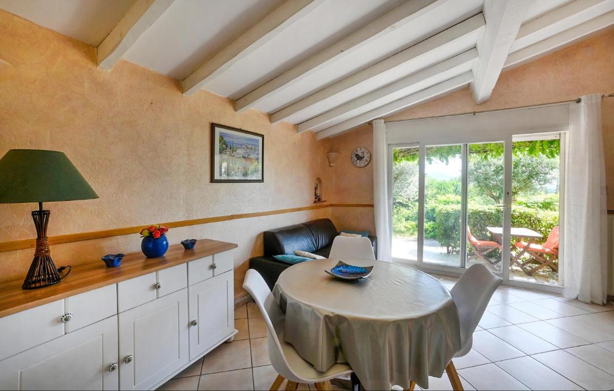 Nice Home In Sarrians With Wifi - Housity