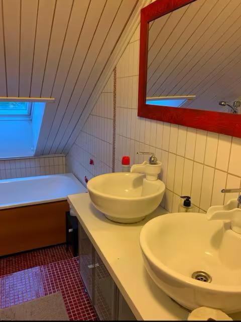 A Lovely House with A Garden in Helsinki - Housity