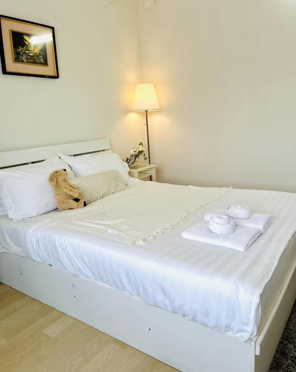 Xin Hostel Wachiratham 21 - Housity