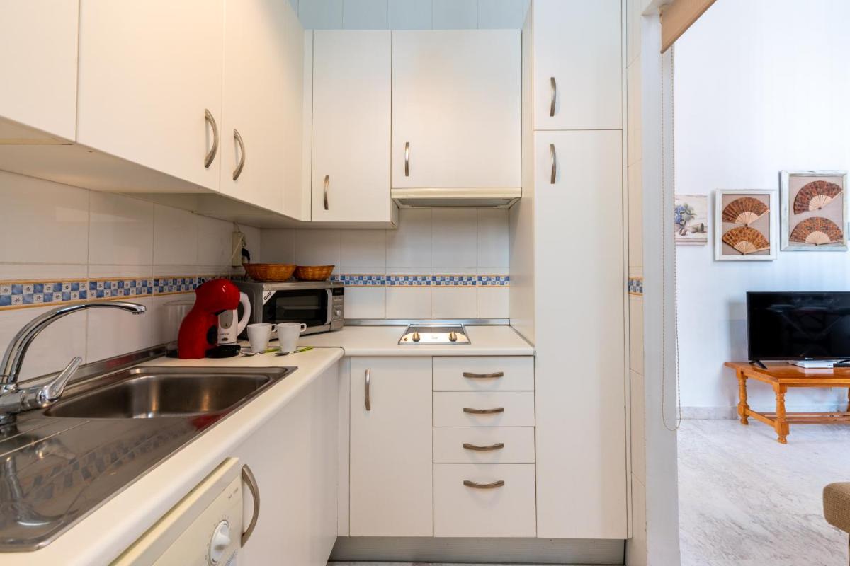GY Apartamento en Casa Sevillana junto a las Setas - Housity