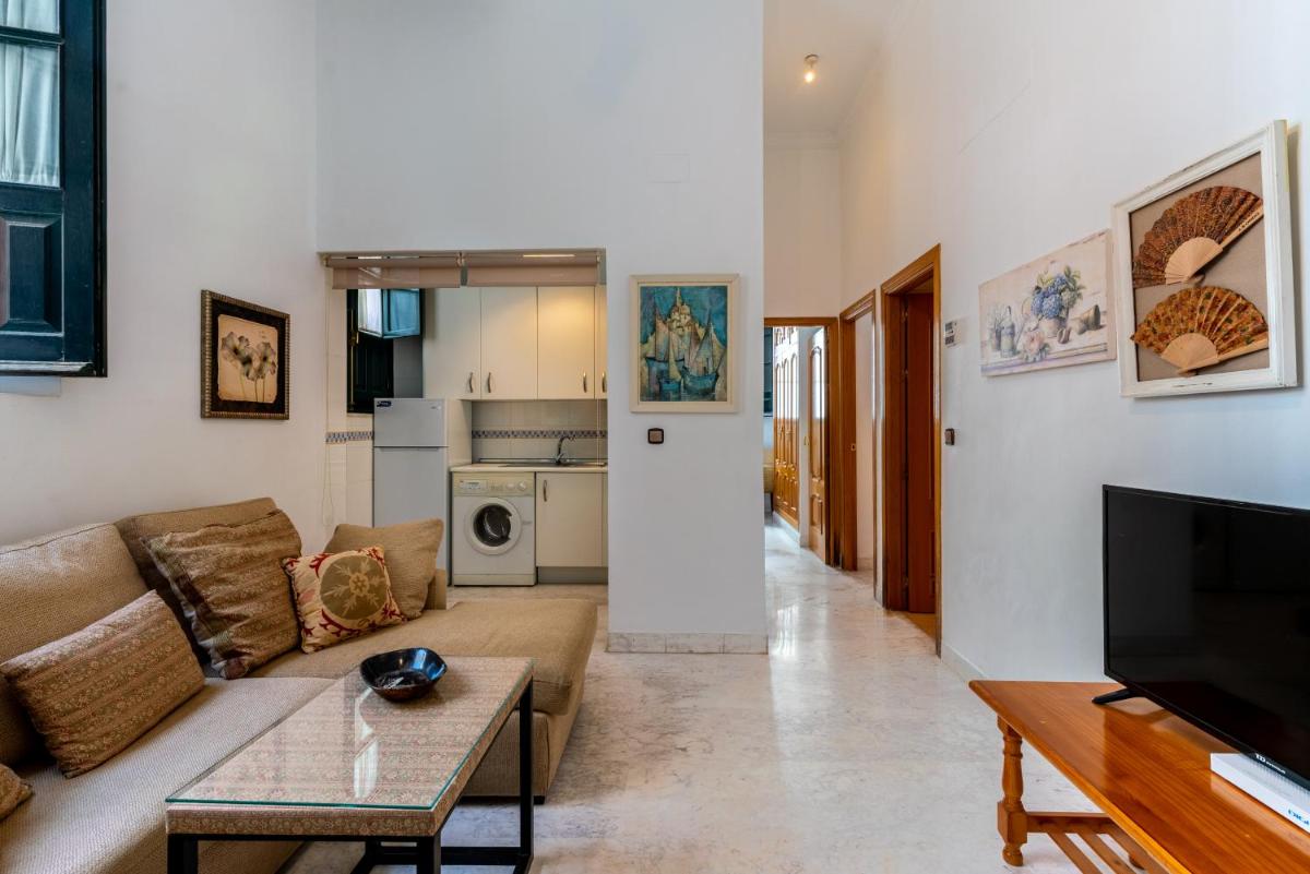 GY Apartamento en Casa Sevillana junto a las Setas - Housity