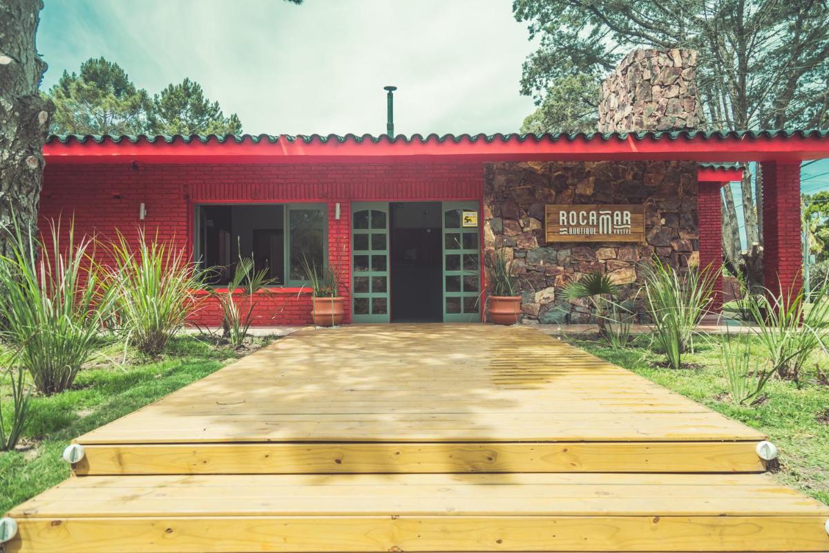RocaMar Hostel Boutique - Housity