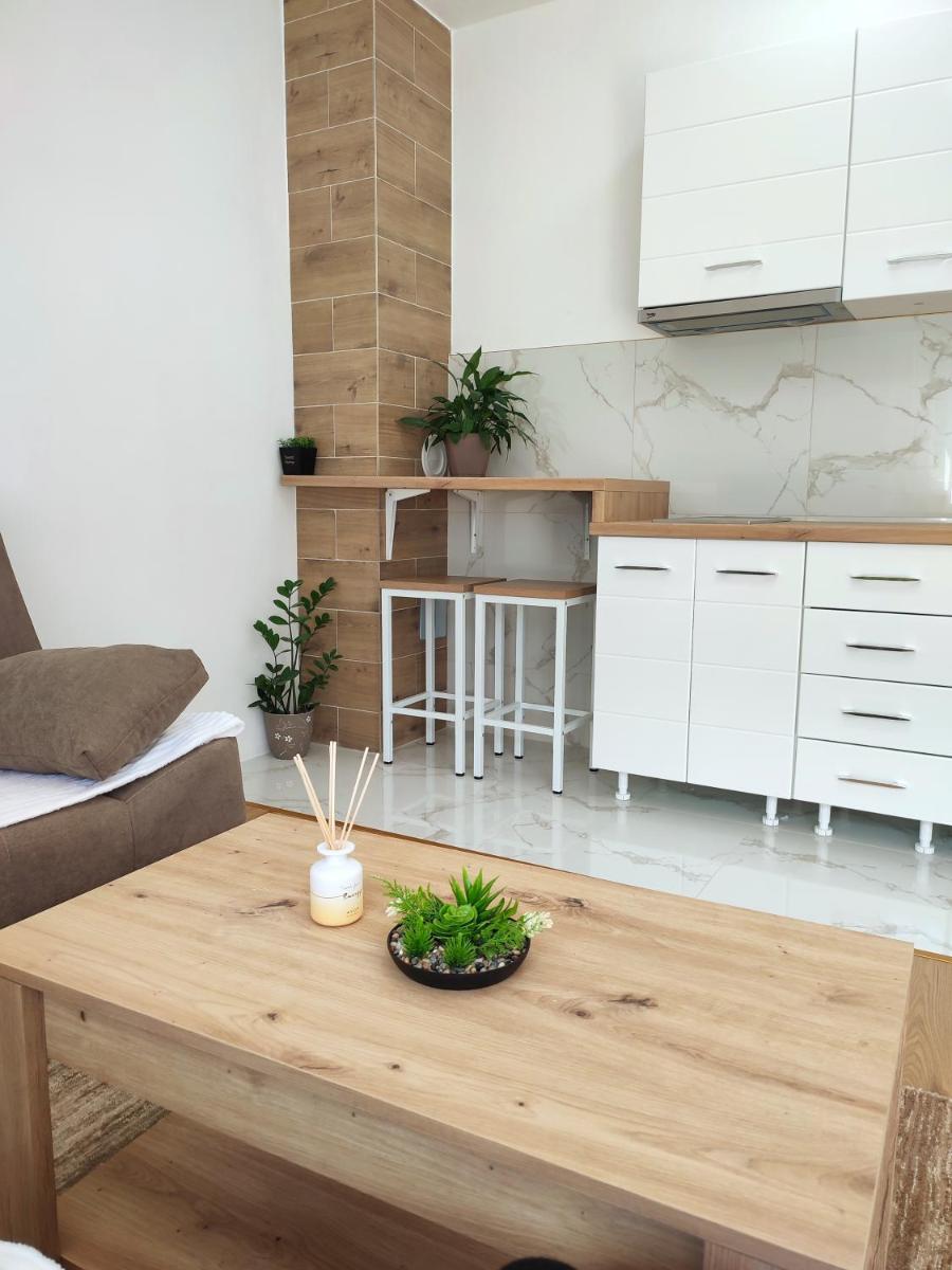 Studio Apartman Oaza Nevesinje - Housity